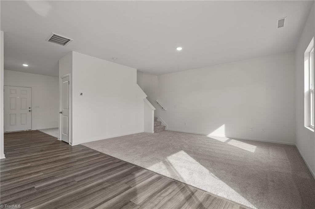 2517 Bluff Oak Drive Property Photo 4