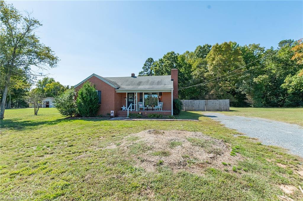 1464 S Main Street Property Photo 5