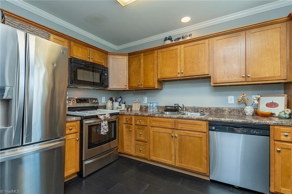 1464 S Main Street Property Photo 16