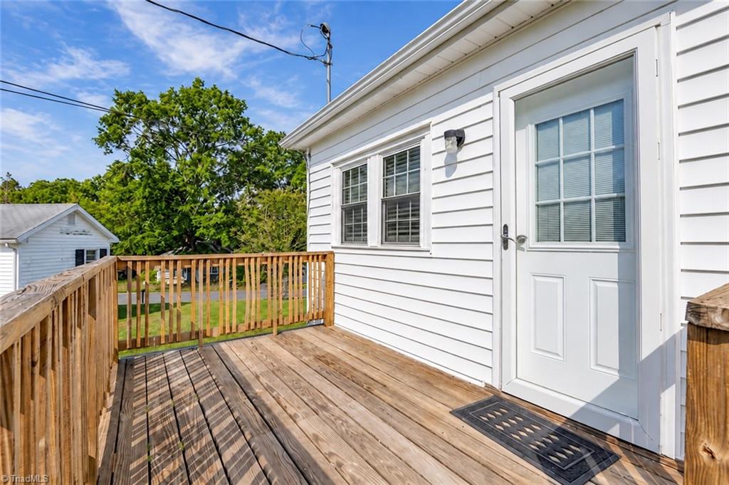 728 Osborne Street Property Photo 15