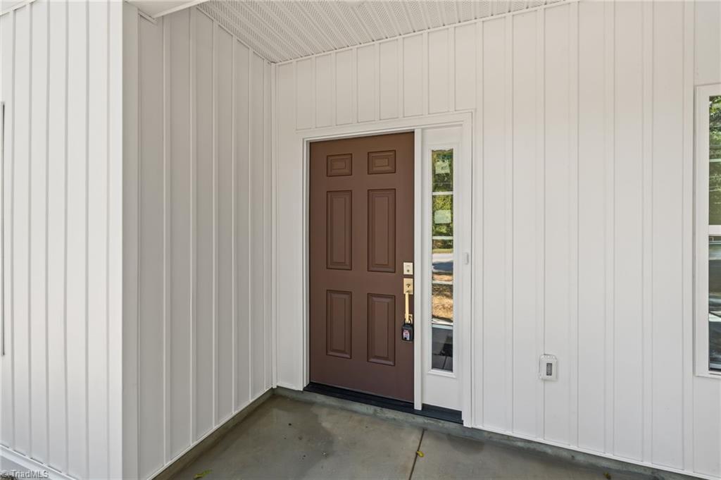 1055 Fisher Ferry Street Property Photo 5