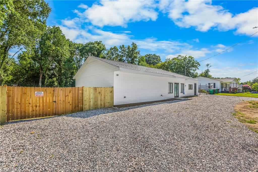 1514 Willard Avenue Property Photo 4