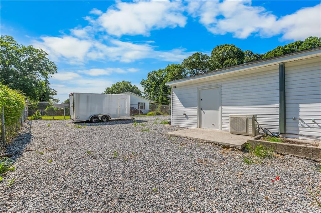 1514 Willard Avenue Property Photo 16