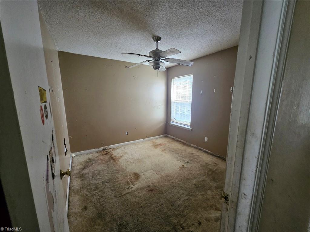4240 Blazingwood Court Property Photo 8