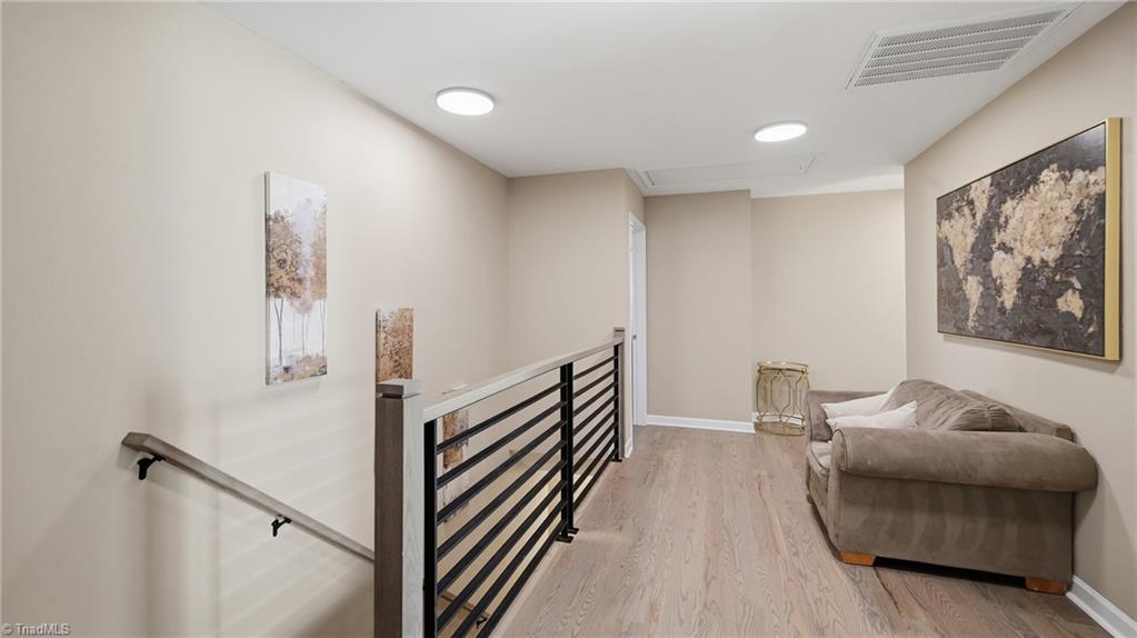 1017 Scotch Pine Way Property Photo 23
