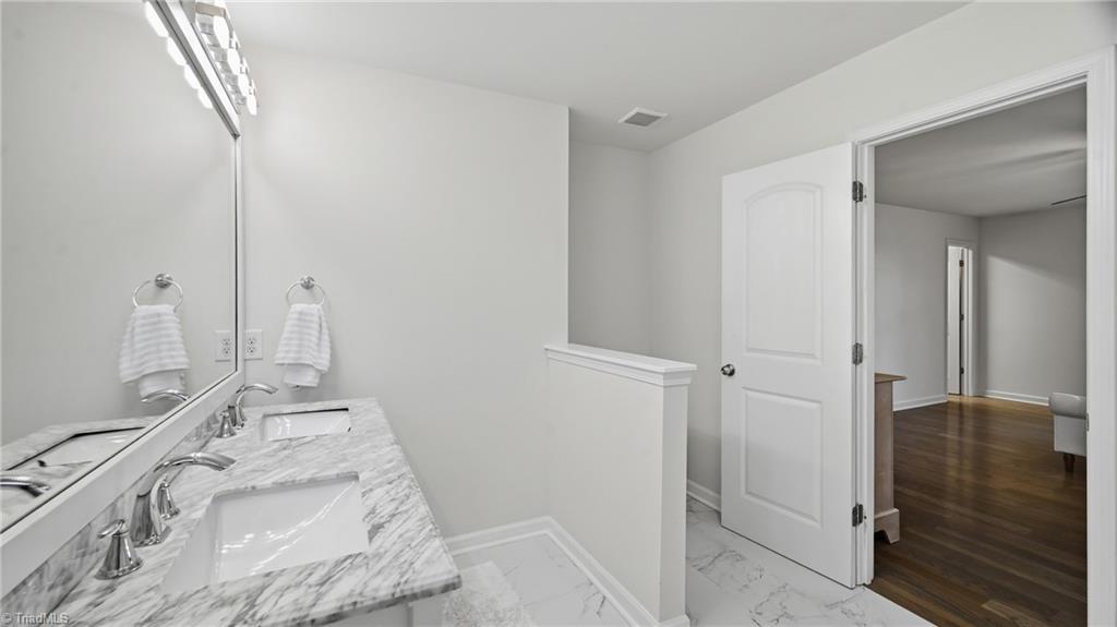1017 Scotch Pine Way Property Photo 29