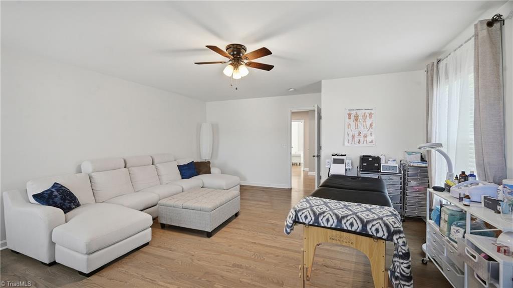 1017 Scotch Pine Way Property Photo 33