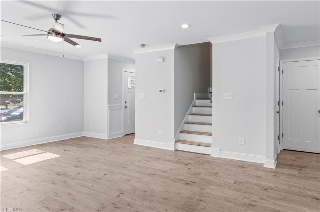 445 Buick Street Property Photo 10