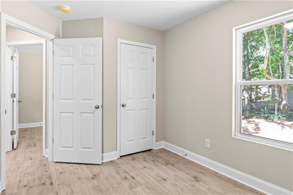 445 Buick Street Property Photo 23