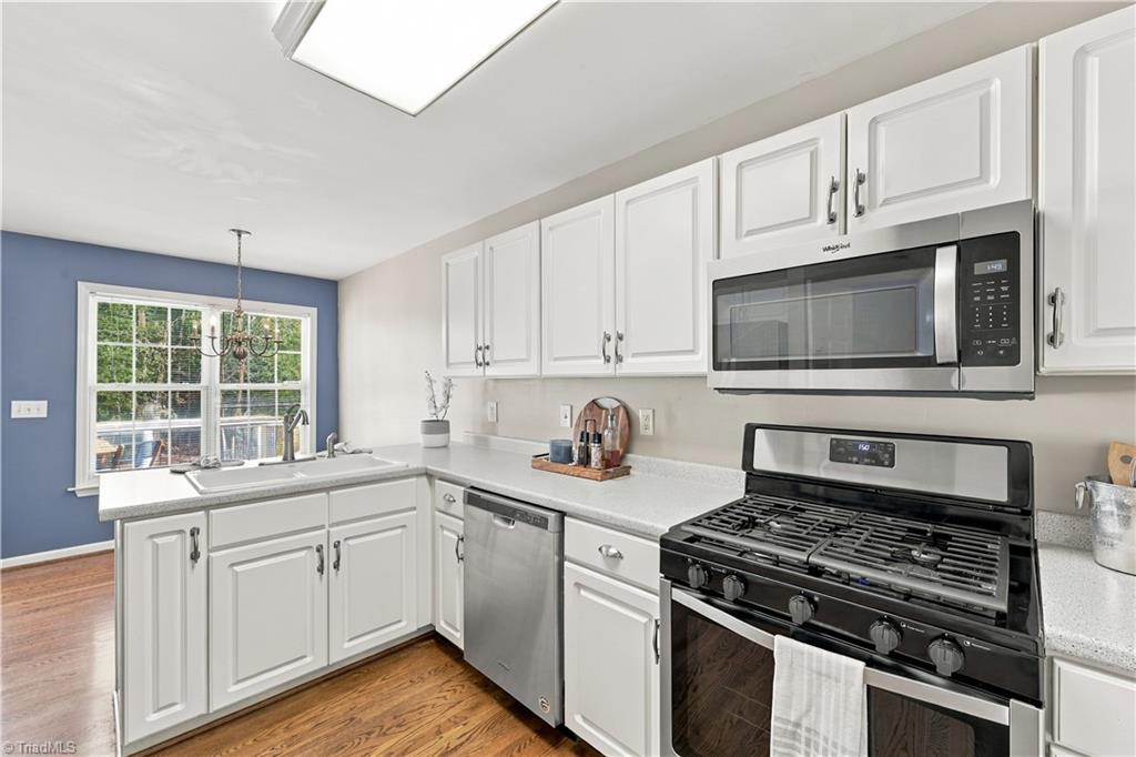 7500 Bartonshire Court Property Photo 10