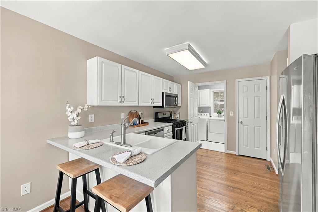 7500 Bartonshire Court Property Photo 14