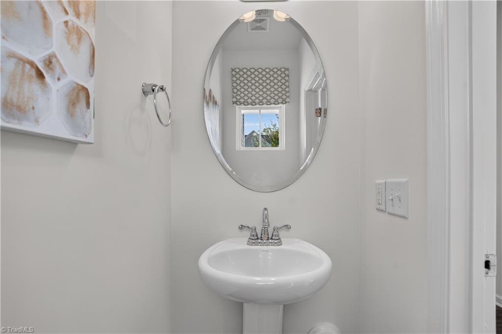 5208 Reedy Creek Farm Circle Property Photo 4