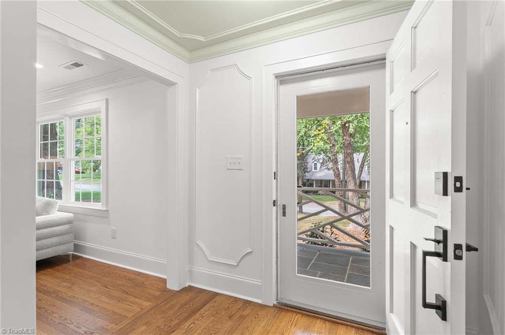 1109 Buckingham Road Property Photo 5