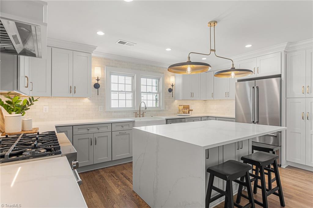 1109 Buckingham Road Property Photo 8