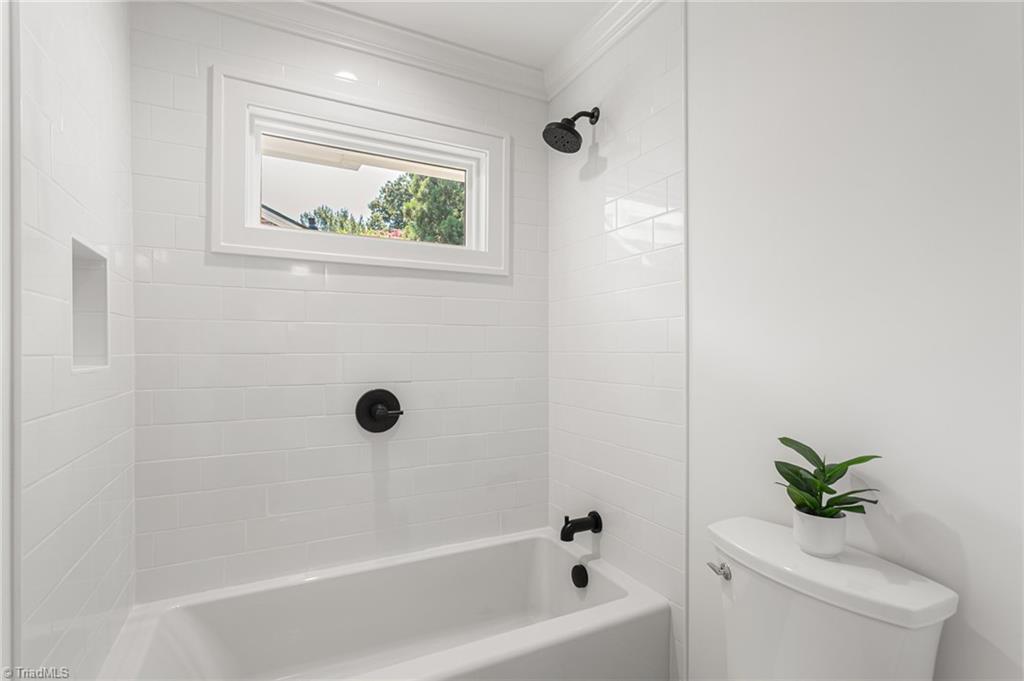 1109 Buckingham Road Property Photo 31