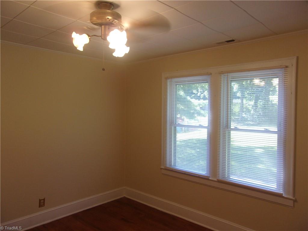 212 Foster Street Property Photo 14