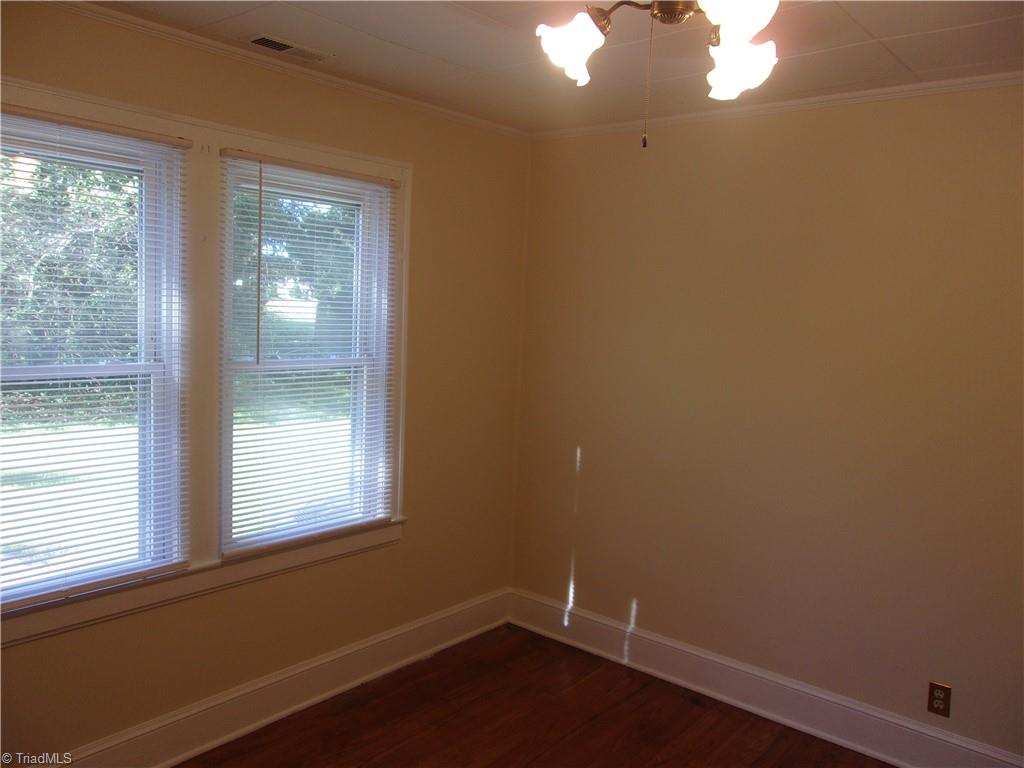 212 Foster Street Property Photo 17