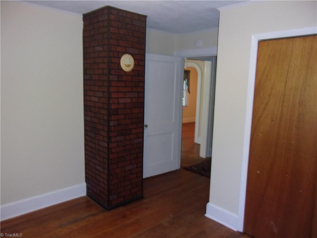 212 Foster Street Property Photo 22