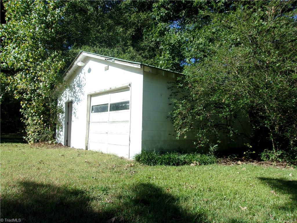 212 Foster Street Property Photo 24