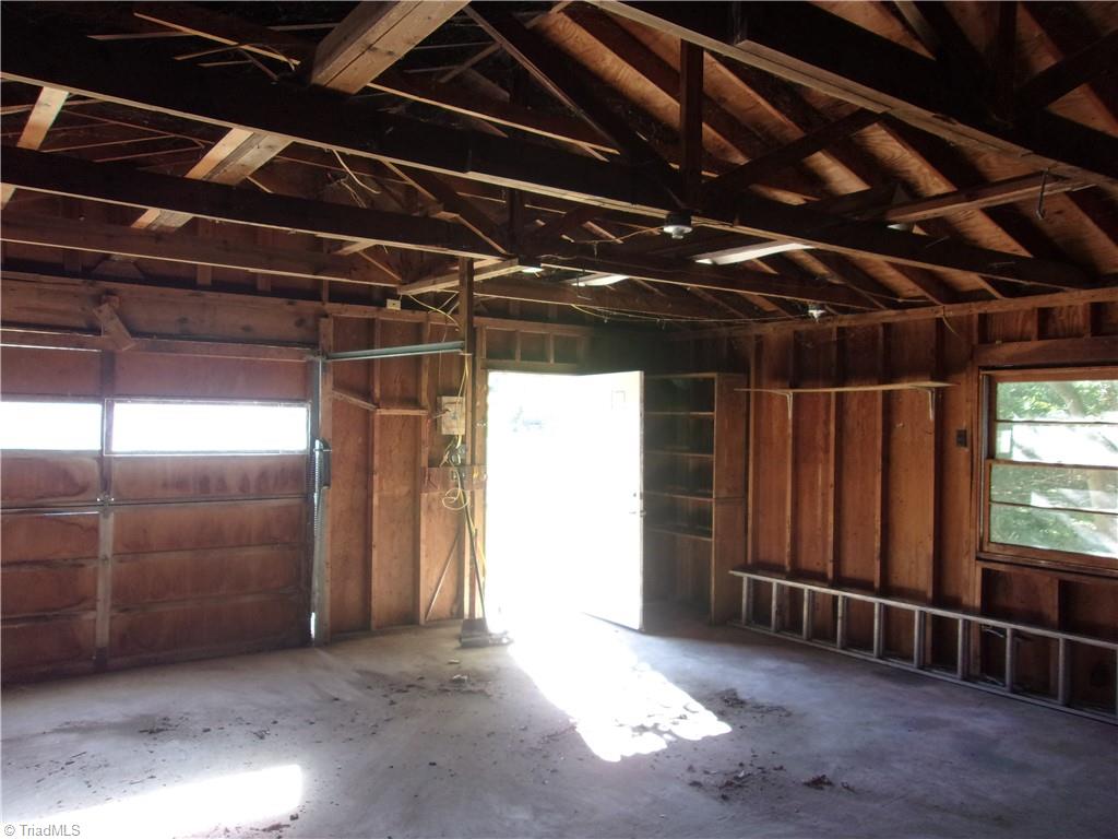 212 Foster Street Property Photo 27
