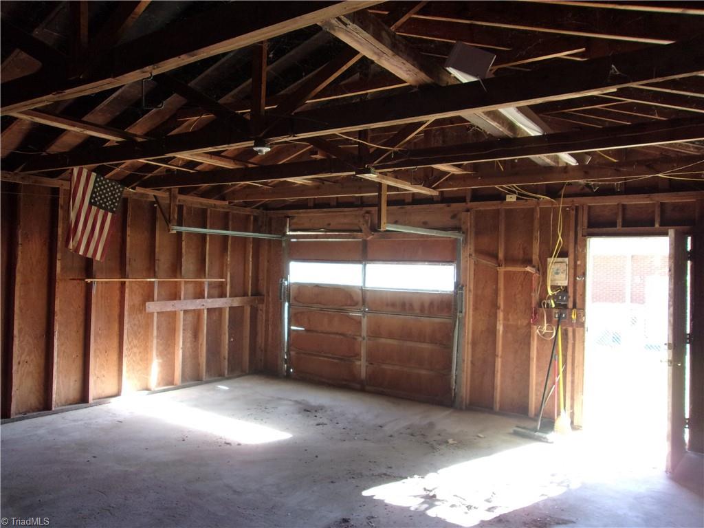 212 Foster Street Property Photo 28