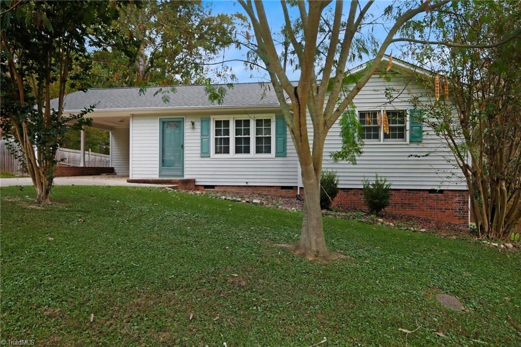 211 Sharon Lane Property Photo 1