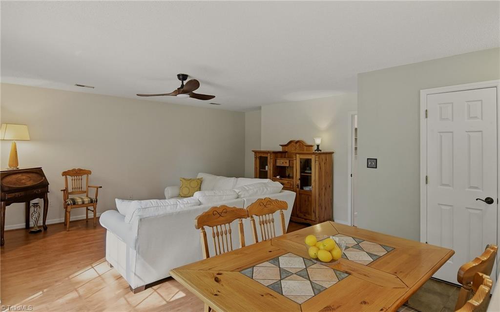 3501 Briaroak Court Property Photo 8