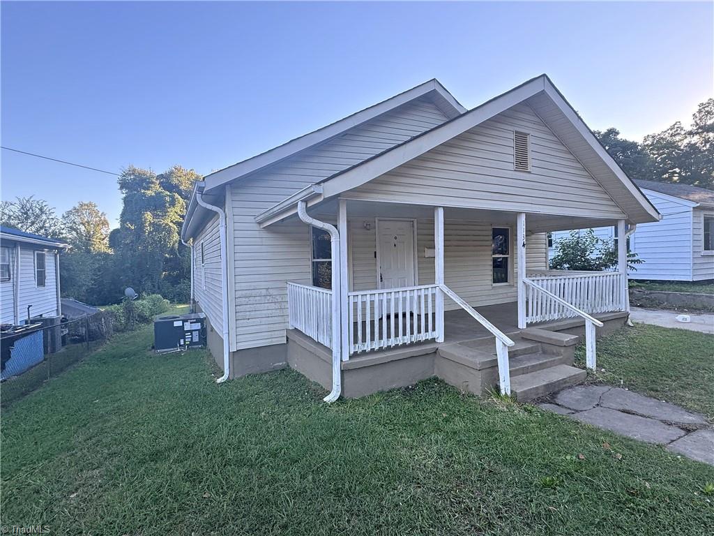 1134 24th Street Ne Property Photo 1