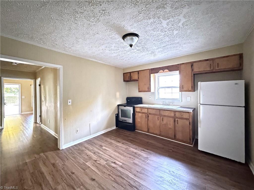 1134 24th Street Ne Property Photo 5