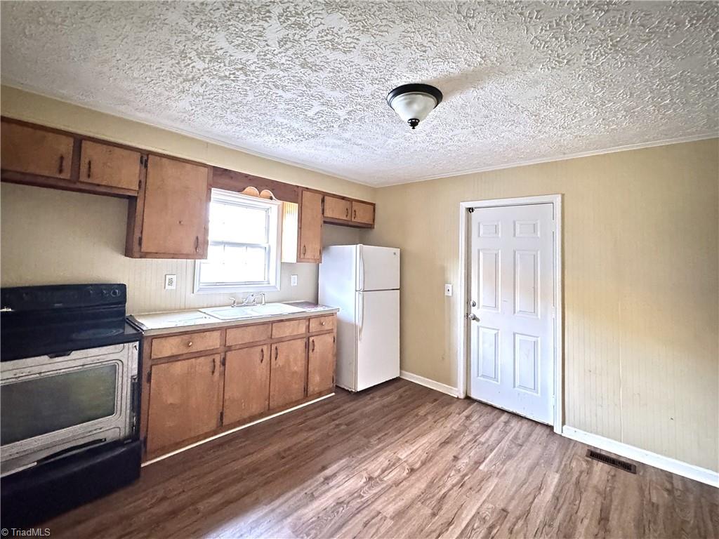 1134 24th Street Ne Property Photo 8