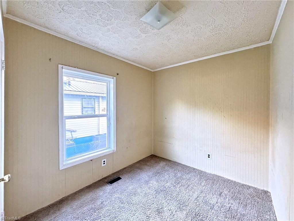 1134 24th Street Ne Property Photo 11