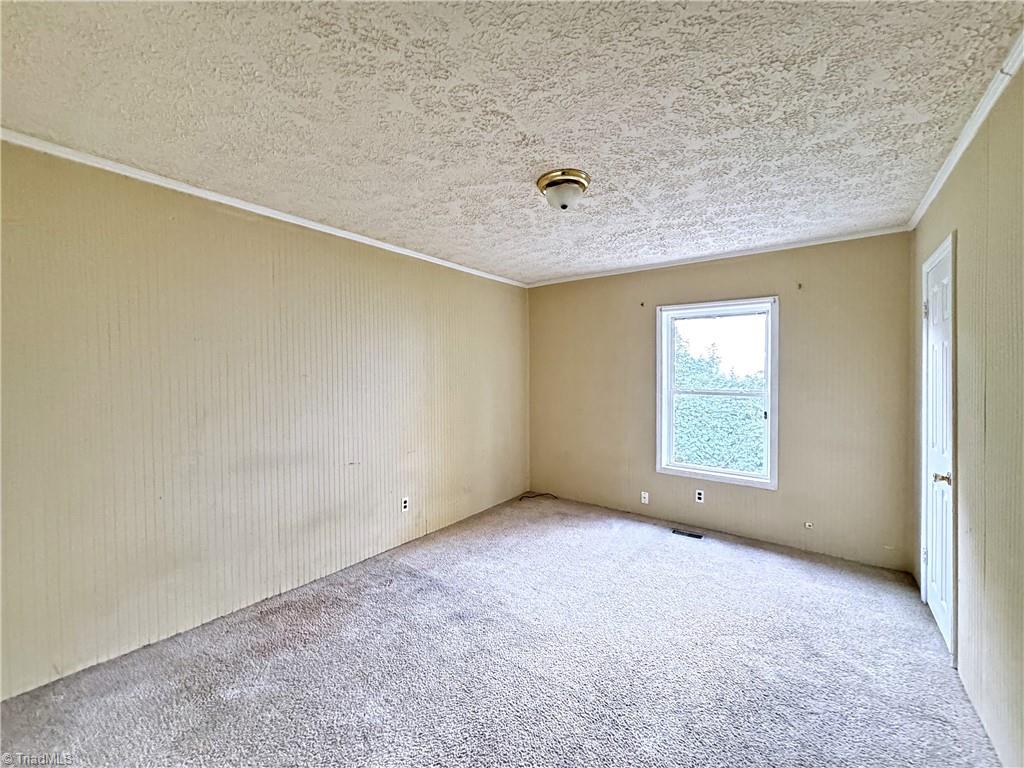 1134 24th Street Ne Property Photo 13