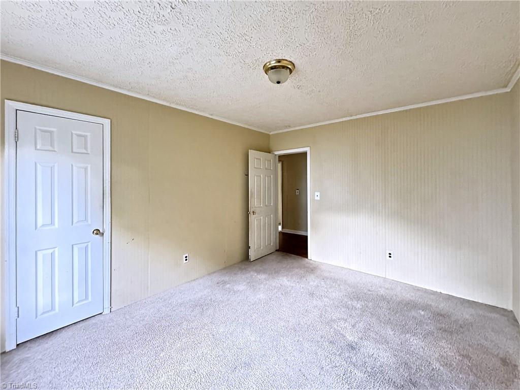 1134 24th Street Ne Property Photo 14
