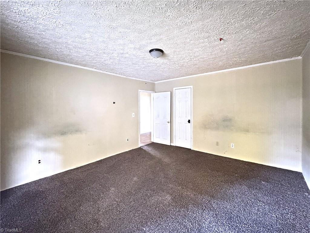 1134 24th Street Ne Property Photo 16