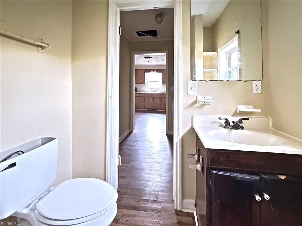 1134 24th Street Ne Property Photo 17
