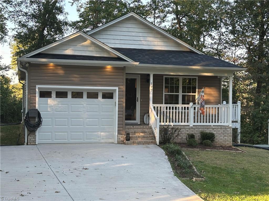 177 Pinehaven Drive Property Photo 1