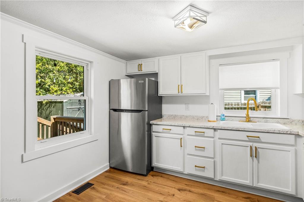 161 Holman Street Property Photo 7