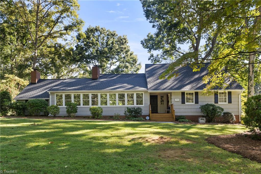 719 Quarterstaff Road Property Photo 1