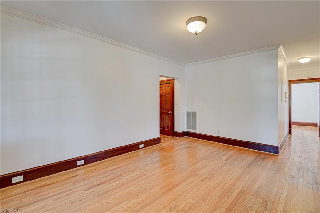 72 West End Boulevard # 5 Property Photo 6