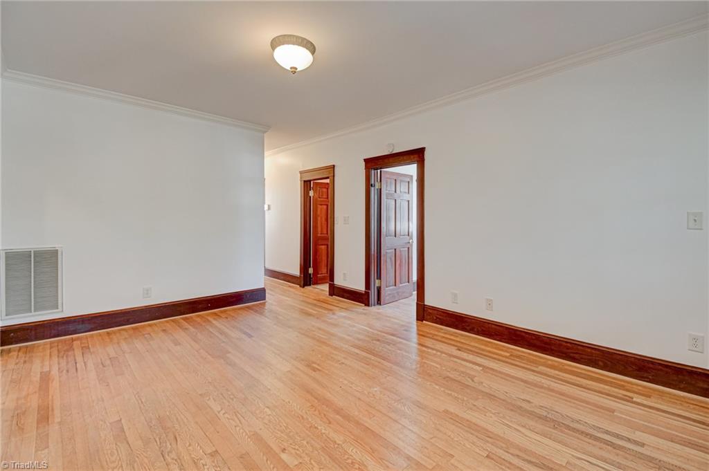 72 West End Boulevard # 5 Property Photo 7