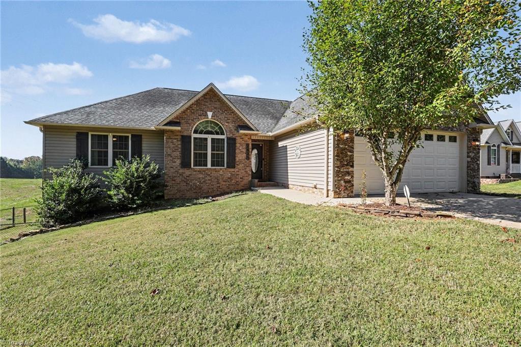 2825 Fuller Mill Road N Property Photo 3