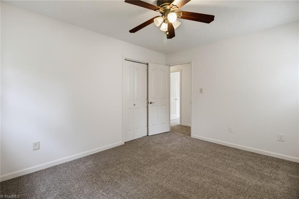 956 Heatherstone Drive Property Photo 18