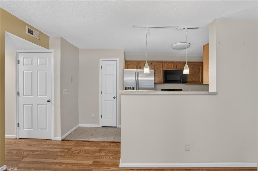 3642 Morris Farm Drive # 2b Property Photo 17