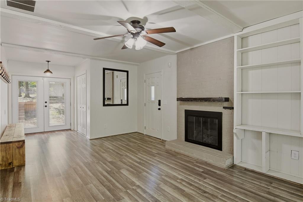 4403 Kingsland Drive Property Photo 15