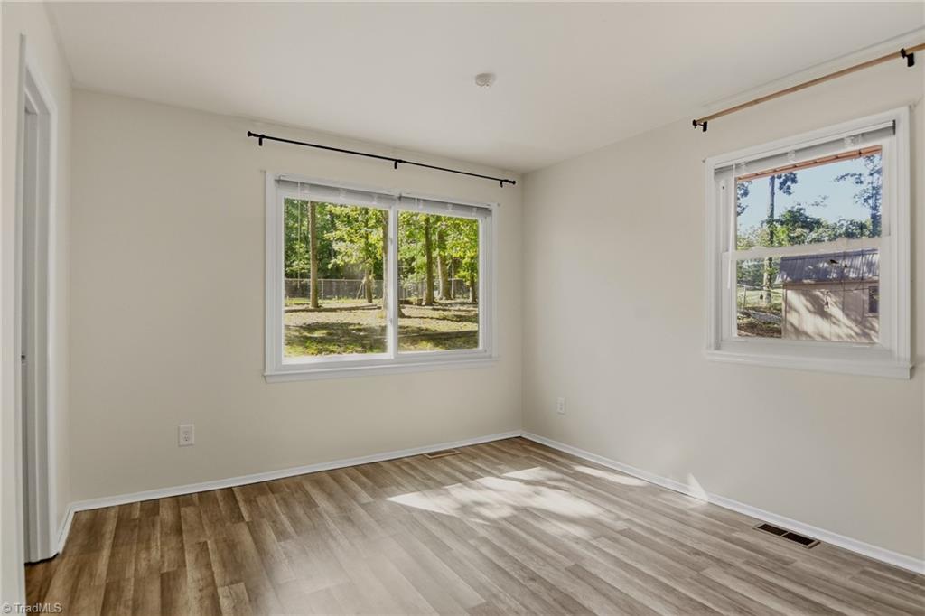 4403 Kingsland Drive Property Photo 25