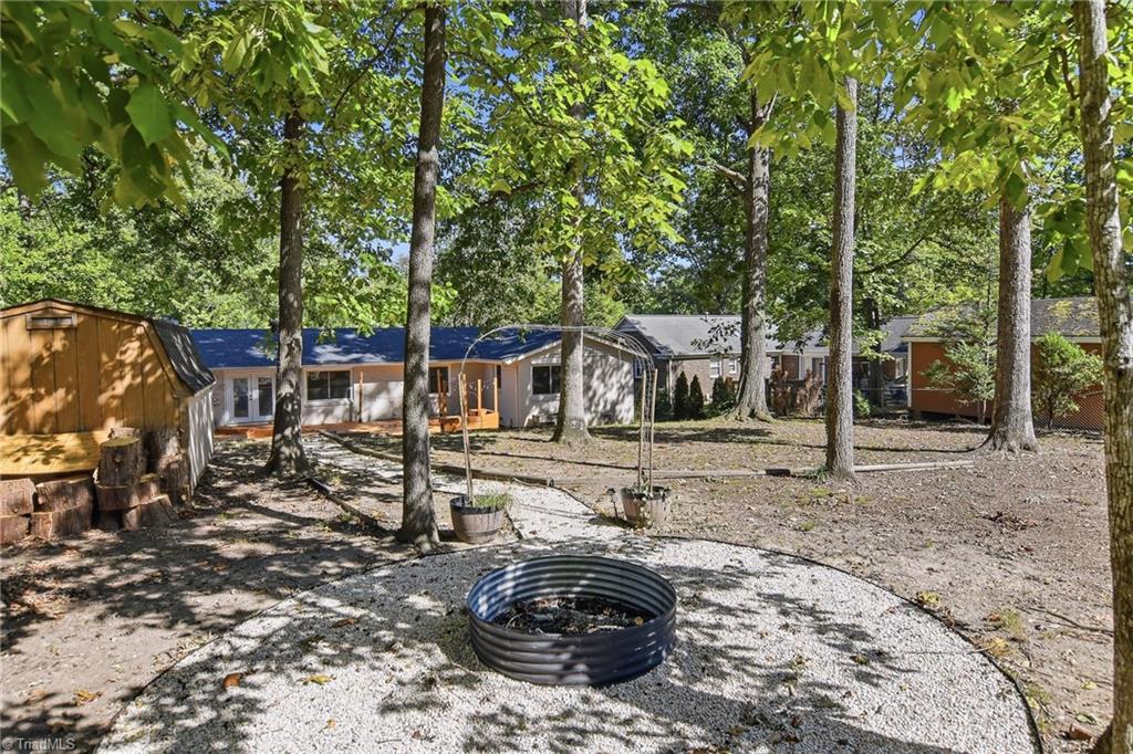 4403 Kingsland Drive Property Photo 31