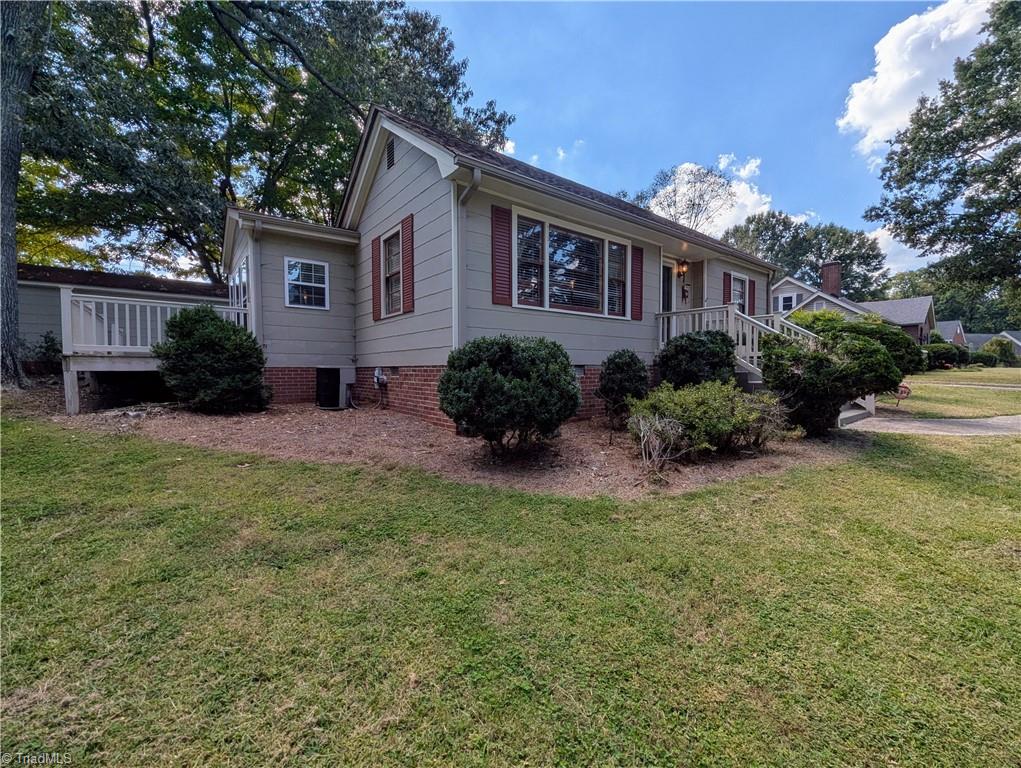 113 Circle Drive Property Photo 1