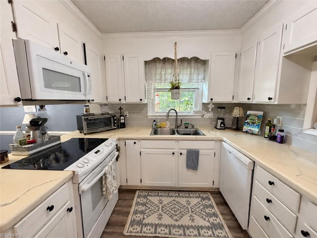33 Brandy Court Property Photo 2