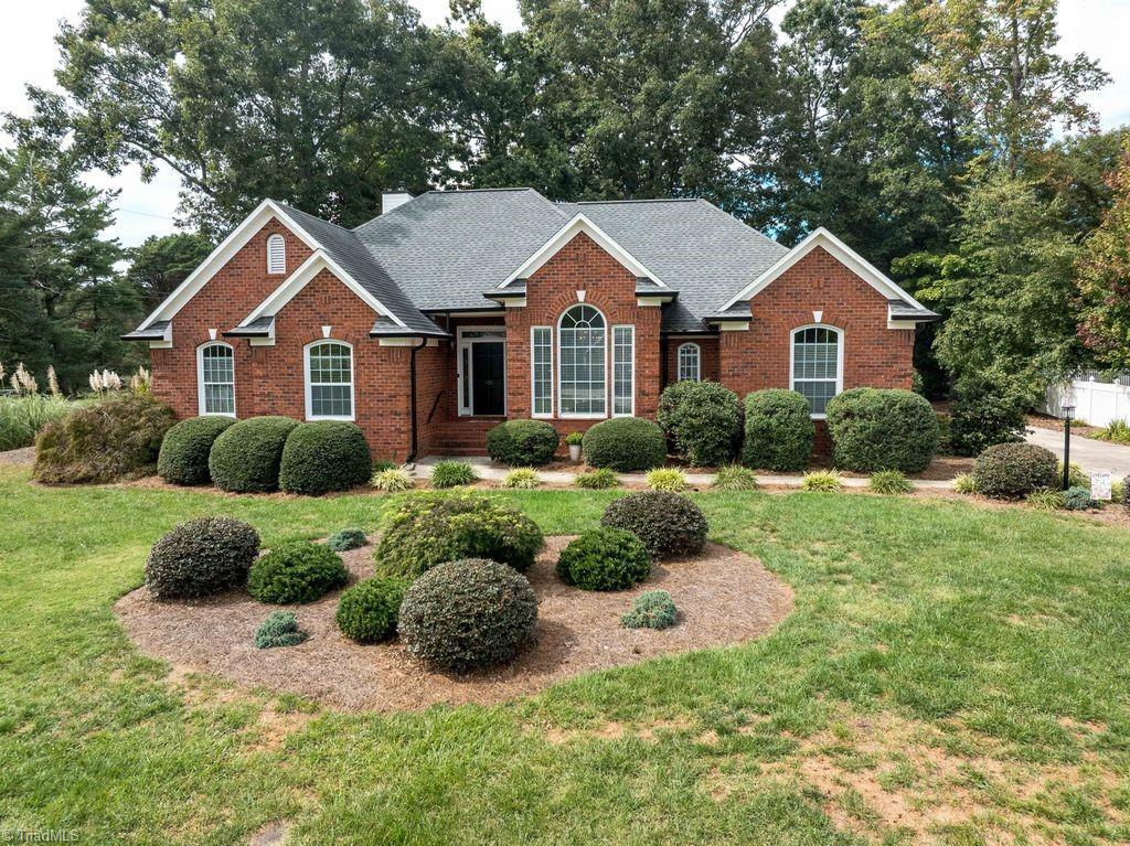 400 Savannah Lane Property Photo 1