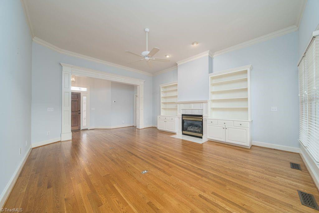 400 Savannah Lane Property Photo 8